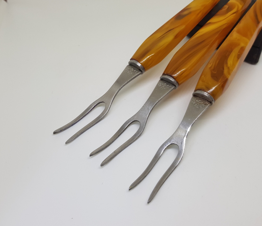 3 ADET ANTİKA KATALİN SAPLI ÇATAL