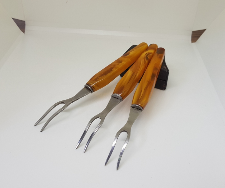 3 ADET ANTİKA KATALİN SAPLI ÇATAL