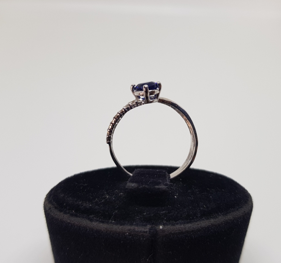 SAFİR VE PIRLANTA TAŞLI ÇİFT TUR MODEL YÜZÜK