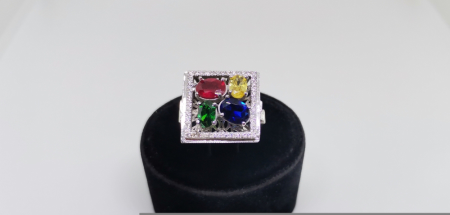 RENK CÜMBÜŞÜ MODEL PIRLANTA YÜZÜK