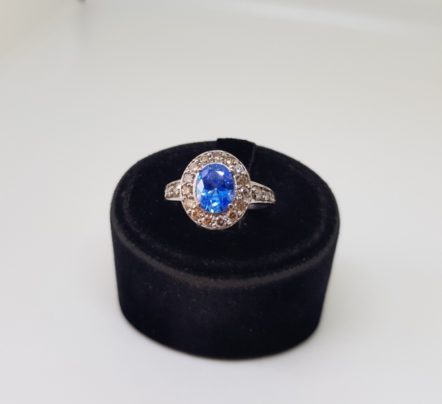 PIRLANTA VE AQUAMARİN TAŞLI YUVARLAK MODEL YÜZÜK