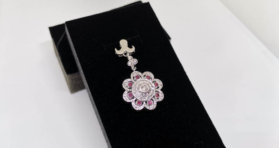 GÜNEŞ MODEL GARNET VE PIRLANTA TAŞLI KOLYE UCU