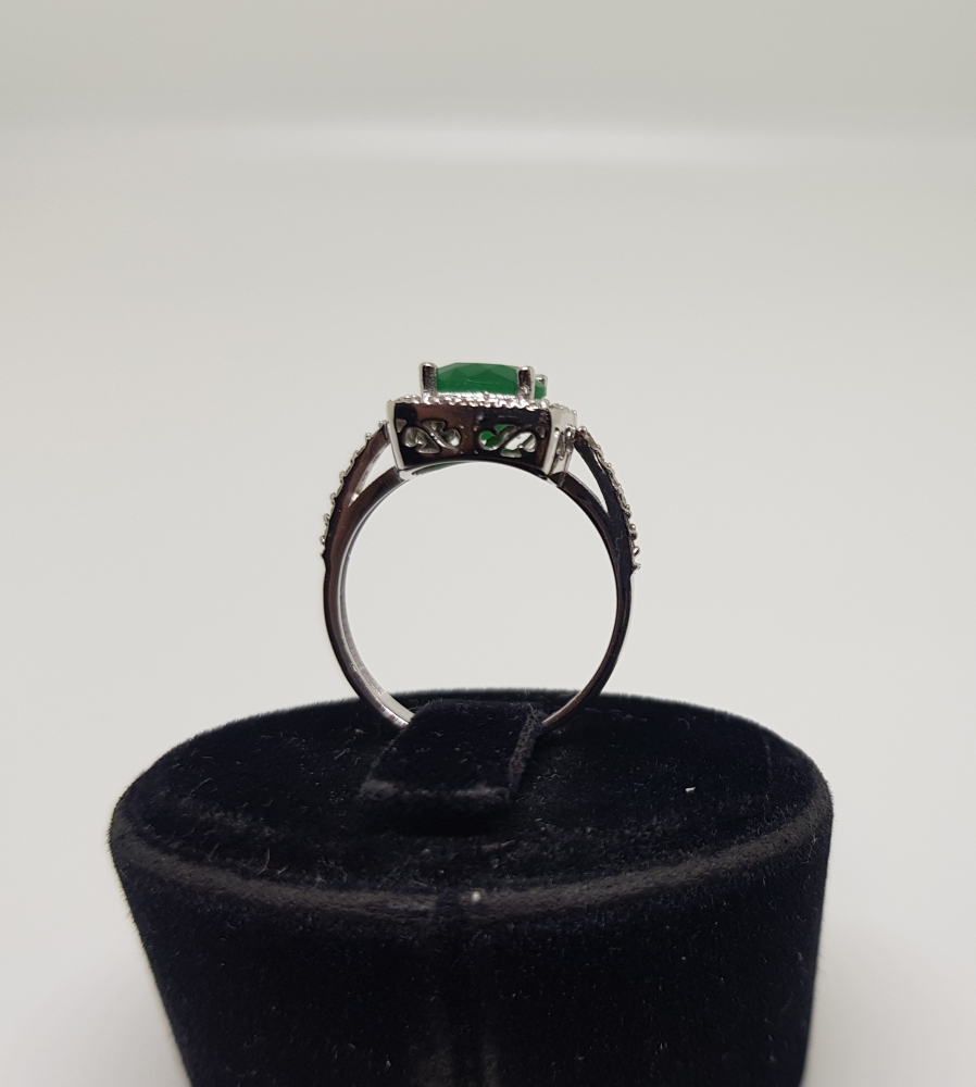 PIRLANTA VE HAM ZÜMRÜT TAŞLI YÜZÜK