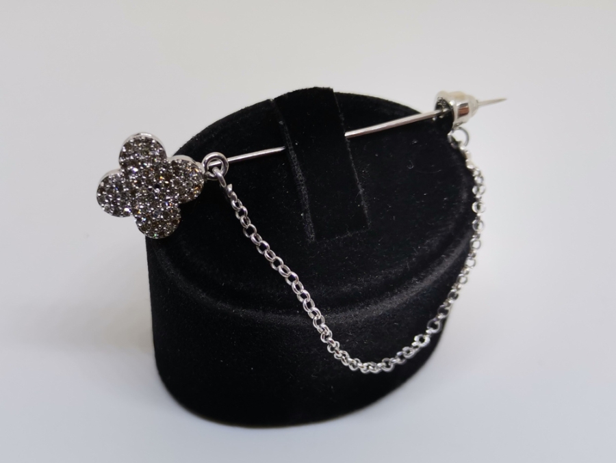 PIRLANTA TAŞLARLA SÜSLÜ YAKA İĞNESİ- BROŞ