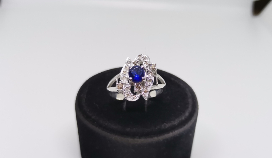 SAFİR VE PIRLANTA TAŞLI FRANSIZ MEKİĞİ YÜZÜK