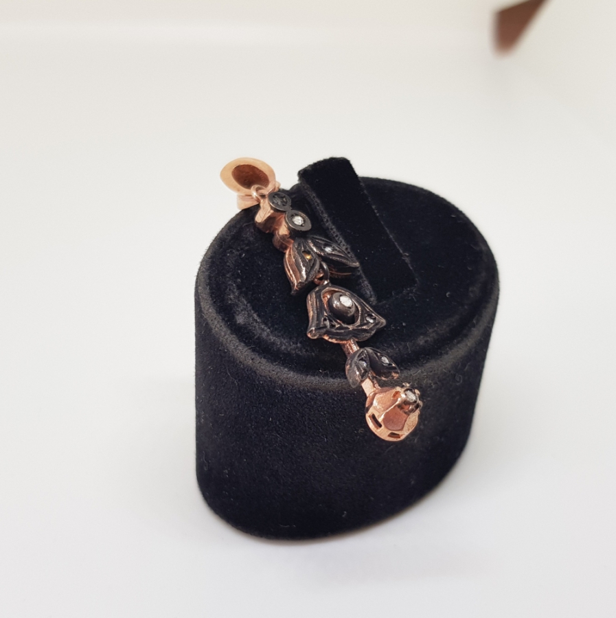 LALE MODELİ ELMAS TAŞLI KOLYE UCU