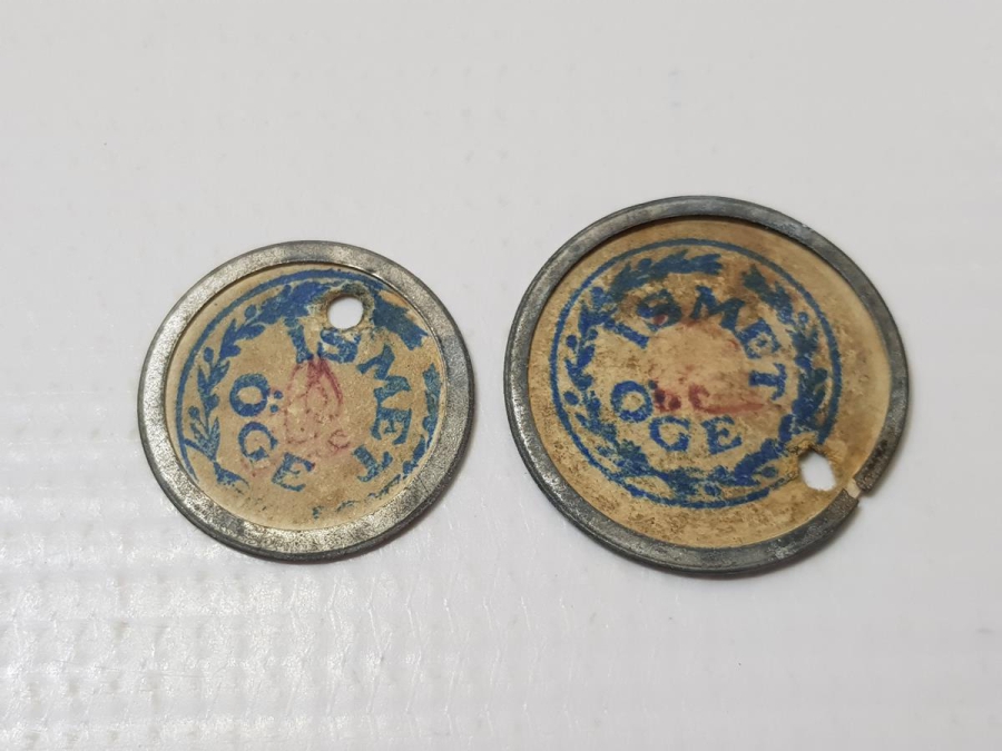 İSMET ÖGE YAZILI BİR ÇİFT ZEYTİN TOPLAMA JETONU