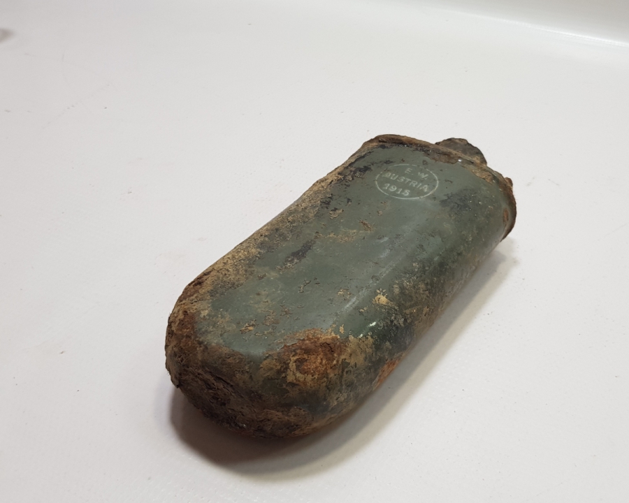 1. DÜNYA SAVAŞI 1915 TARİHLİ EMAYE SUBAY MATARASI