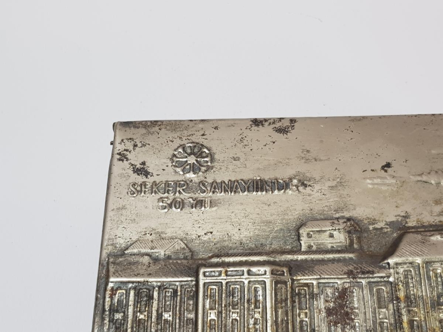 ŞEKER SANAYİİNDE 50. YIL KAPAKLI ŞEKERLİK