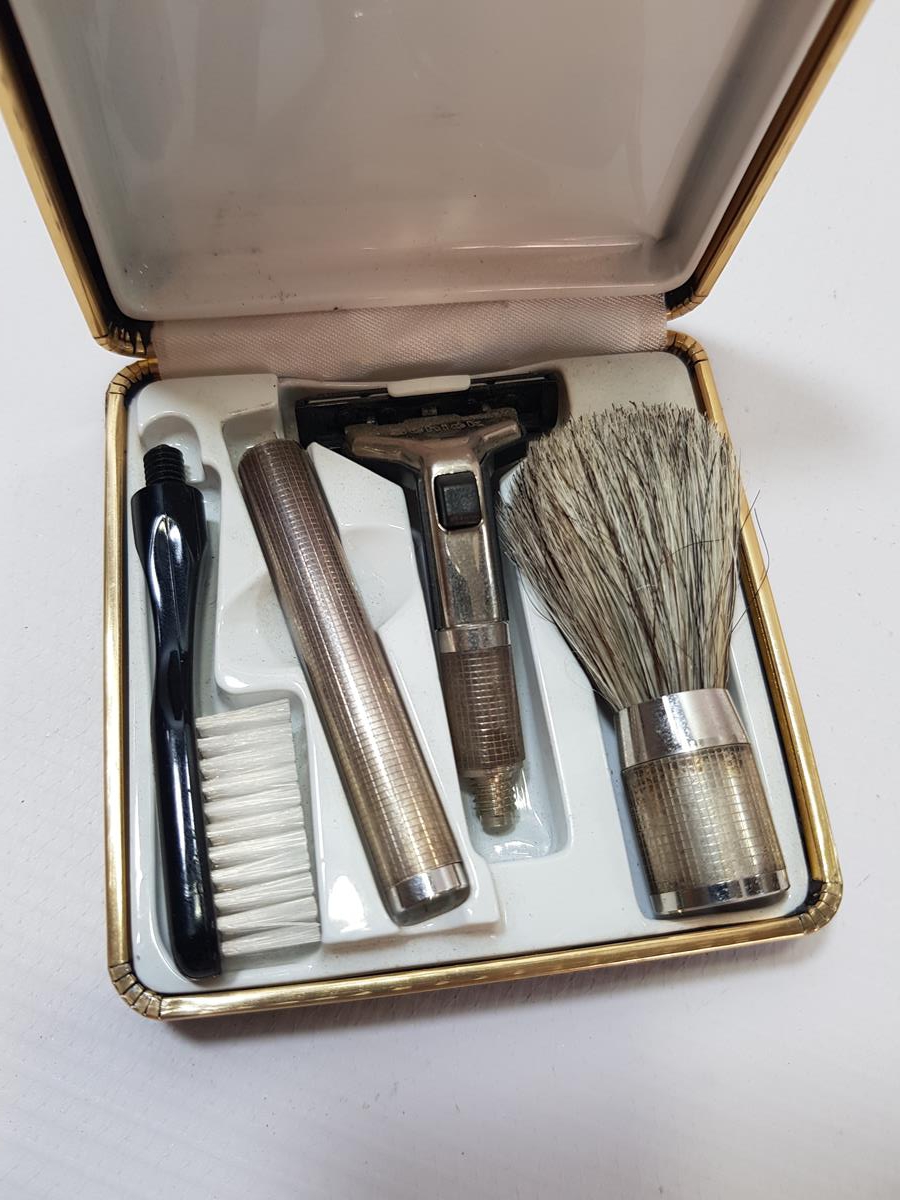 ANTİKA GÜMÜŞ SEYAHAT SETİ