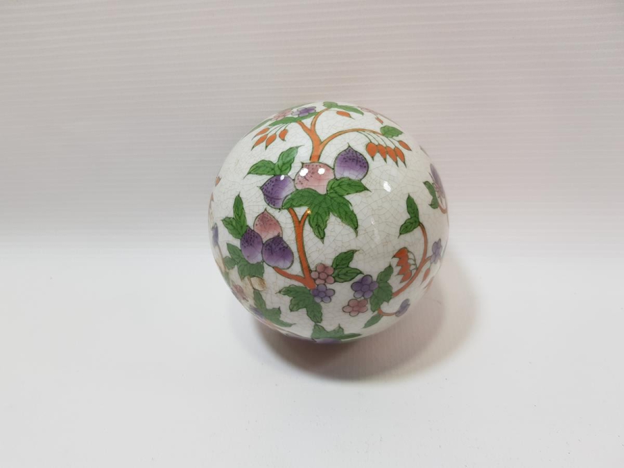 ANTİKA EL BOYAMA PORSELEN SÜS TOPU