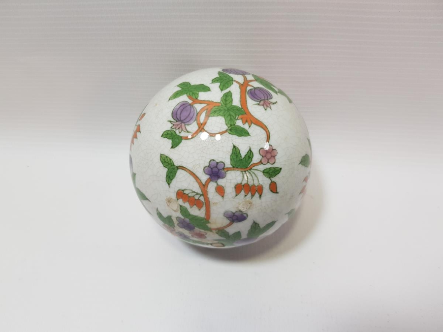 ANTİKA EL BOYAMA PORSELEN SÜS TOPU