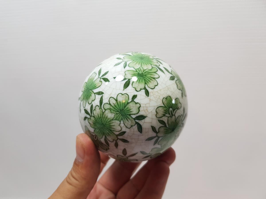 ANTİKA EL BOYAMA PORSELEN SÜS TOPU