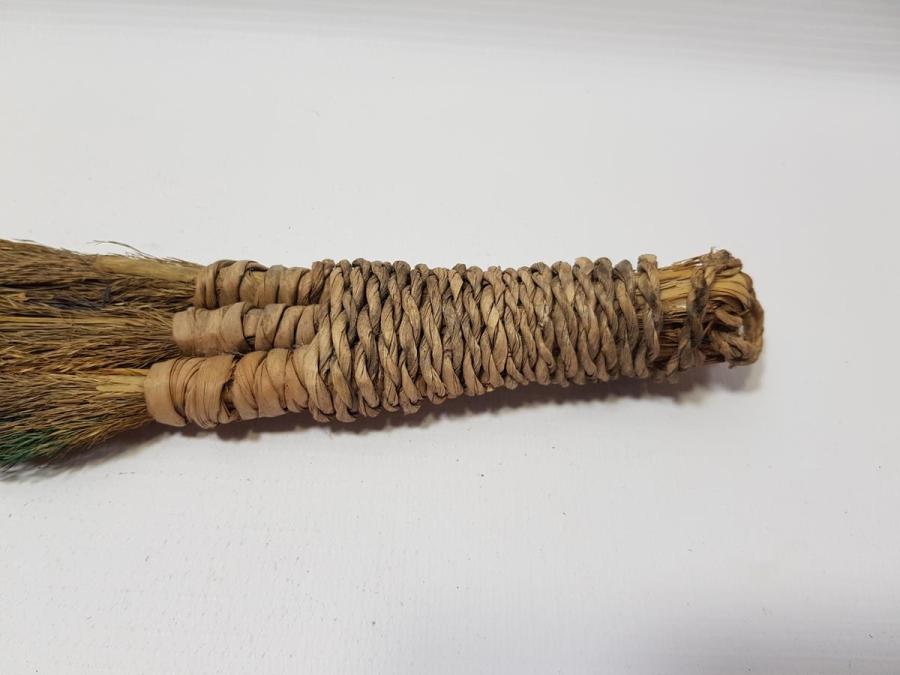 ANTİKA TEZGAH SÜPÜRGESİ