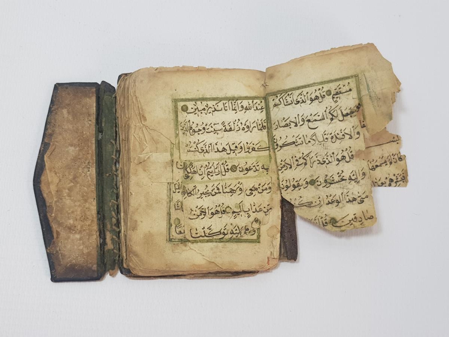 OSMANLI DÖNEMİ EL YAZMA ENAMI ŞERİF