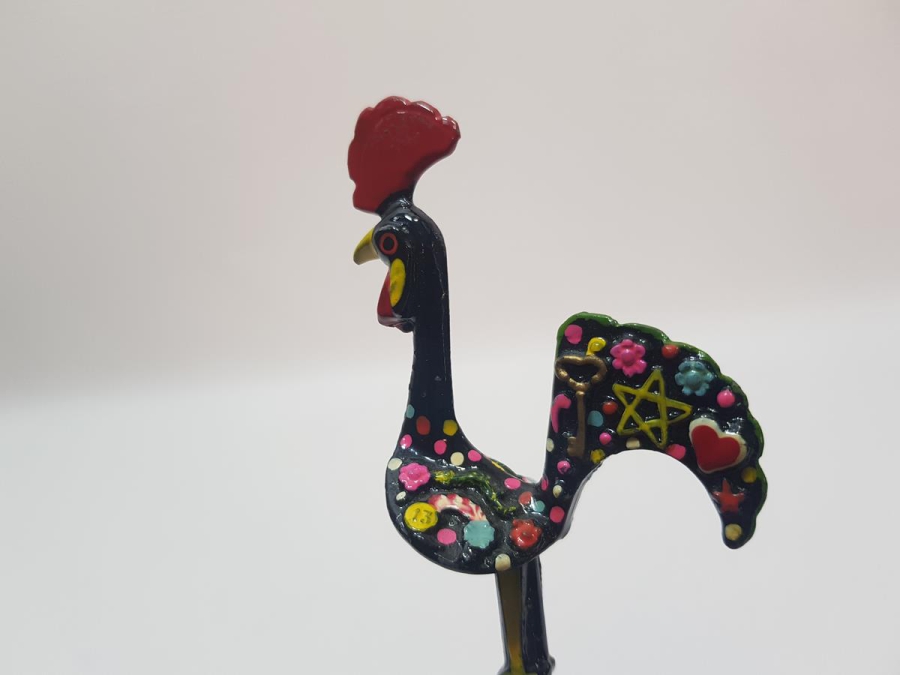 ANTİKA HOROZ BİBLOSU