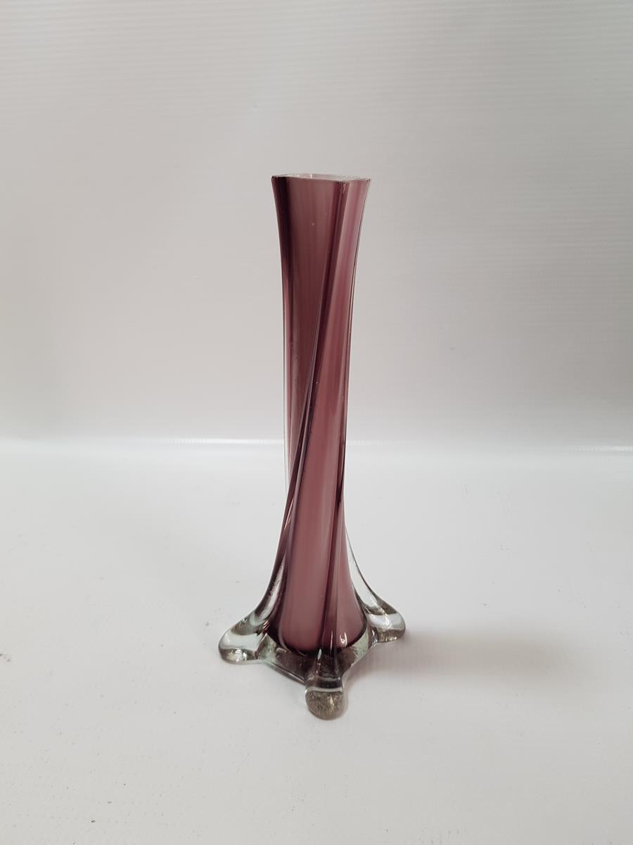 MOR RENKLİ MURANO KARANFİLLİK