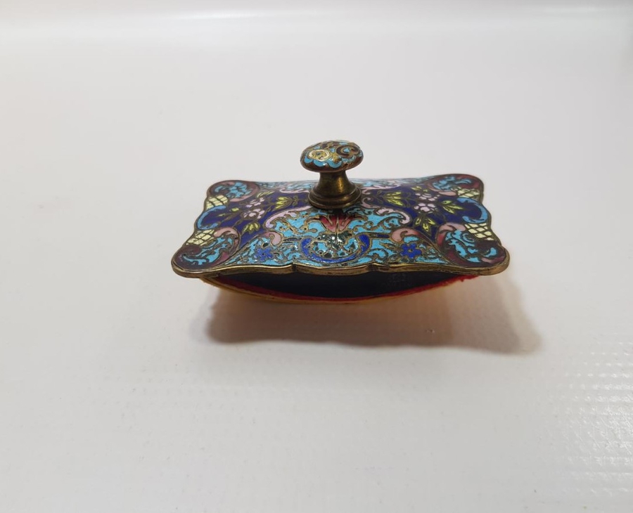 OSMANLI DÖNEMİ ÜZERİ MİNELİ MÜREKKEP KURUTMA ALETİ