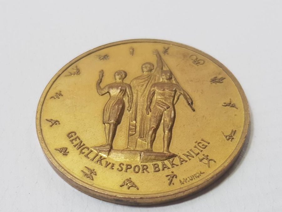 1973 TÜRKİYE CUMHURİYETİ'NİN 50. YILI ALTIN KAPLAMA MADALYA