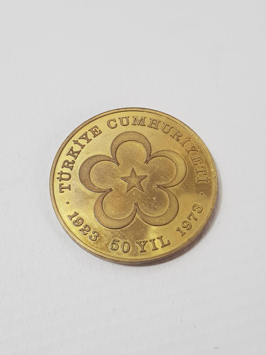 1973 TÜRKİYE CUMHURİYETİ'NİN 50. YILI ALTIN KAPLAMA MADALYA