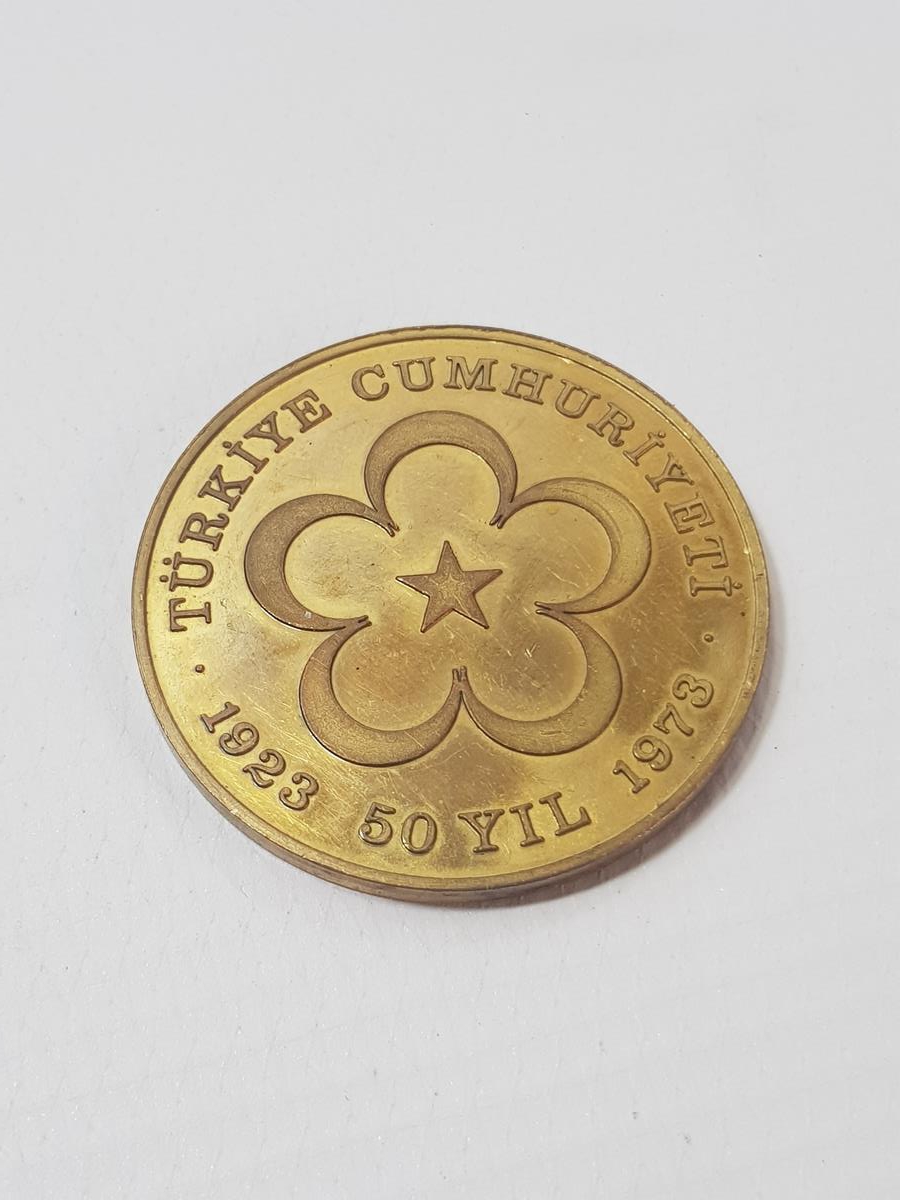 1973 TÜRKİYE CUMHURİYETİ'NİN 50. YILI ALTIN KAPLAMA MADALYA