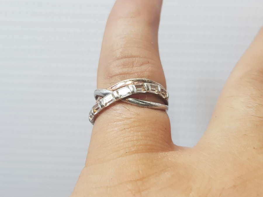 ZİRKON TAŞLI GÜMÜŞ YÜZÜK