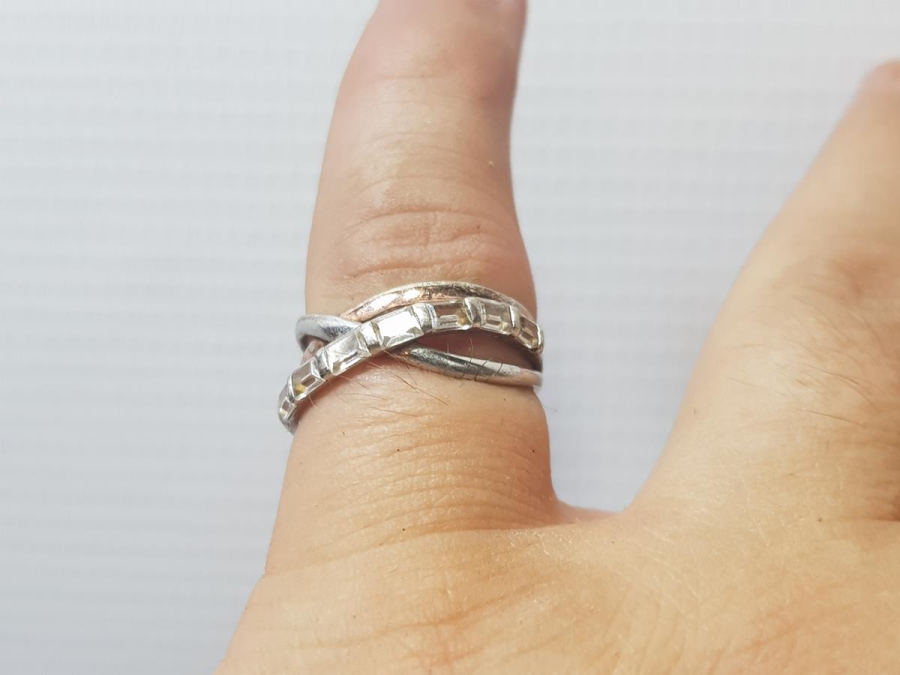 ZİRKON TAŞLI GÜMÜŞ YÜZÜK