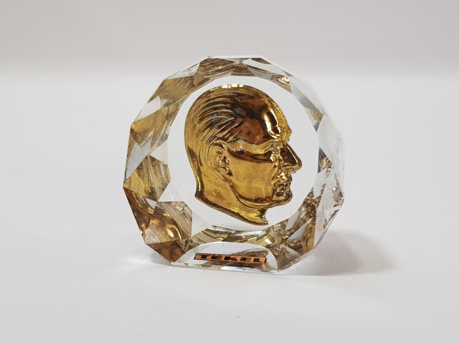 TEKEL CAM ATATÜRK MASA ÜSTÜ SÜSÜ