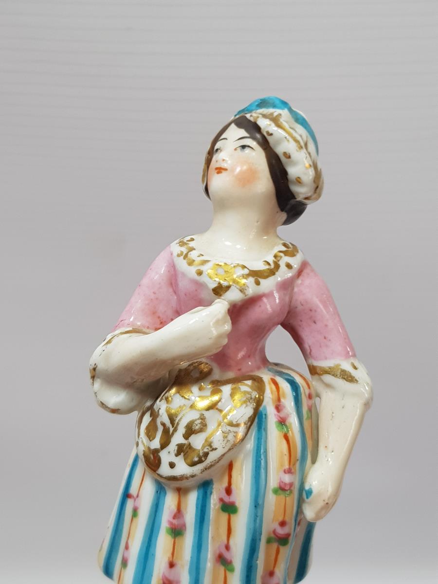 ANTİKA PORSELEN KADIN BİBLOSU