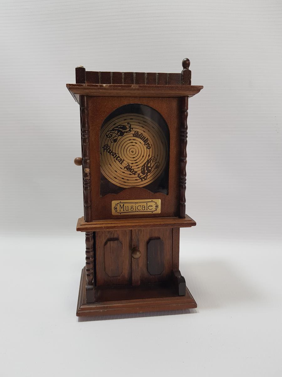 ANTİKA AHŞAP MÜZİK KUTUSU