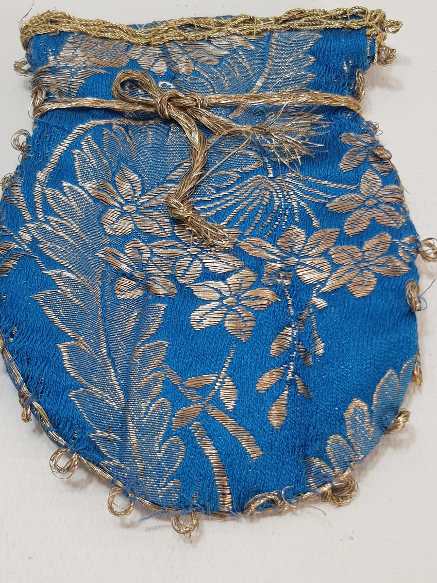 OSMANLI DÖNEMİ GÜMÜŞ SIRMA İŞLEMELİ ELMASİYE KESE