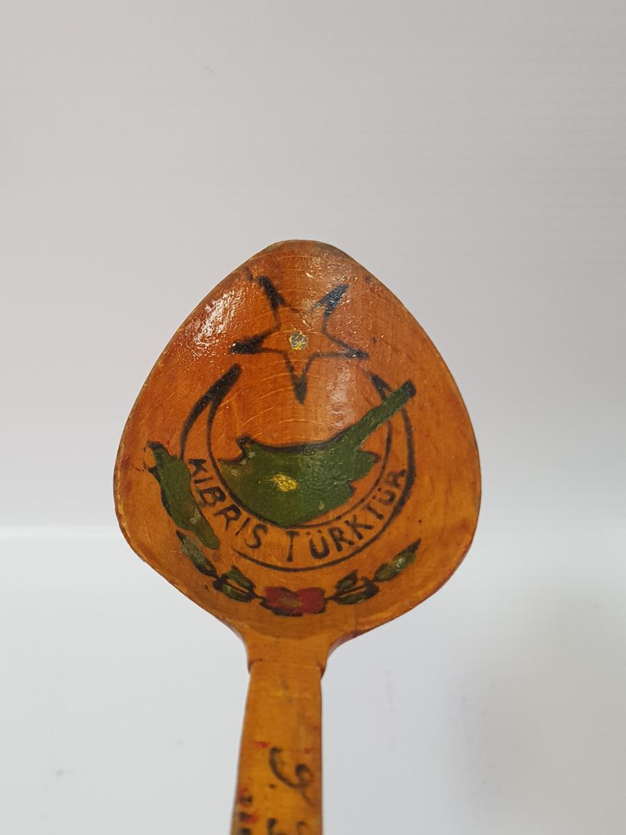 KIBRIS TÜRKTÜR YAZILI VE KIBRIS HARİTALI AHŞAP KAŞIK
