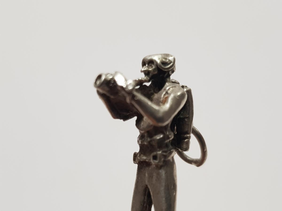 DALGIÇ FORMLU GÜMÜŞ KOLYE UCU