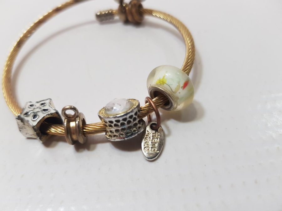 BİJUTERİ BİLEKLİK