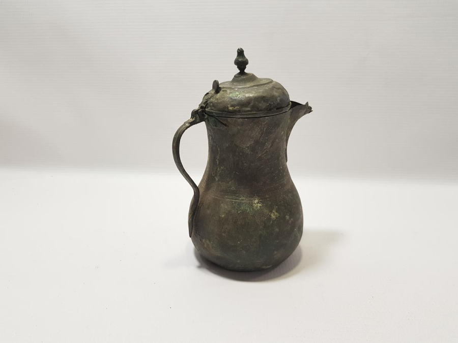 ÜZERİNDE OSMANLICA DAMGALAR BULUNAN TEKKE İŞİ BAKIR KAHVEDAN