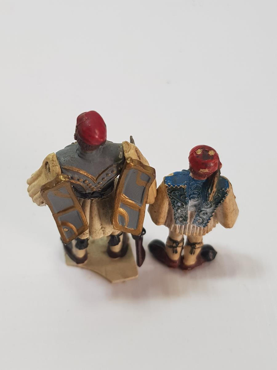 BİR ÇİFT YUNAN ASKERİ BİBLO