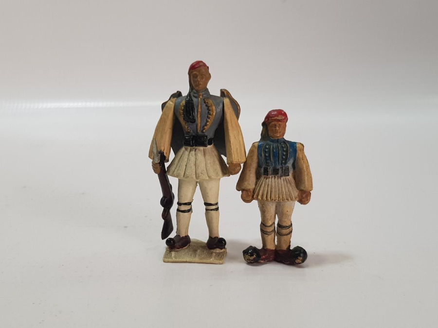 BİR ÇİFT YUNAN ASKERİ BİBLO