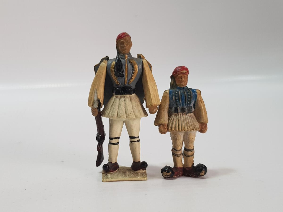 BİR ÇİFT YUNAN ASKERİ BİBLO