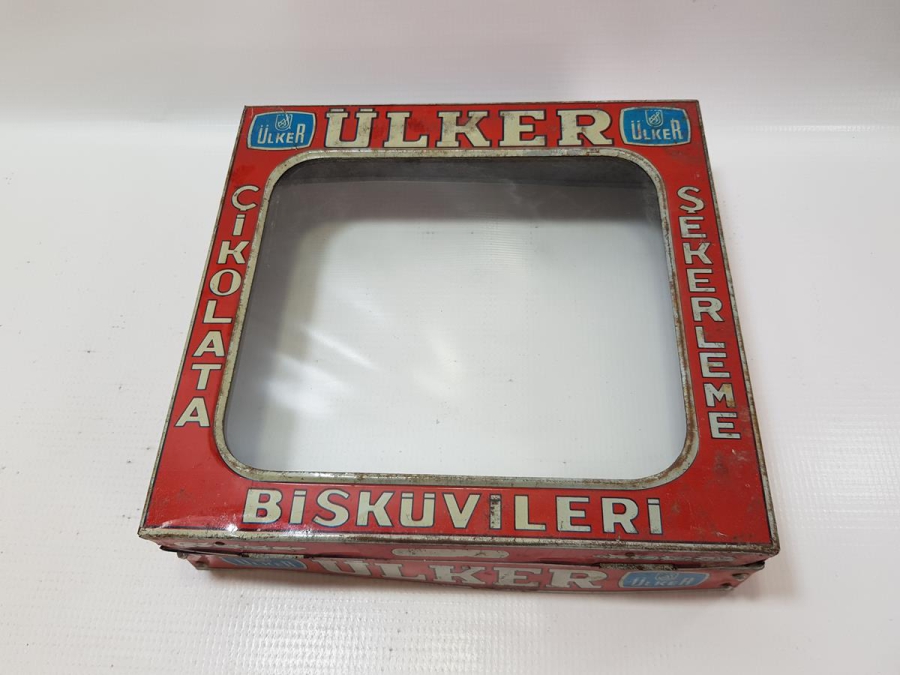 ESKİ BAKKALİYE: ÜLKER BİSKÜVİLERİ KUTUSU KAPAĞI
