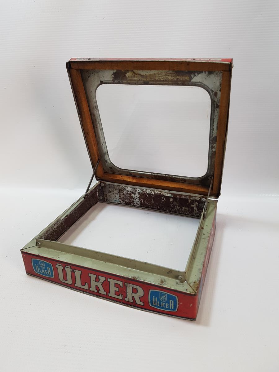 ESKİ BAKKALİYE: ÜLKER BİSKÜVİLERİ KUTUSU KAPAĞI