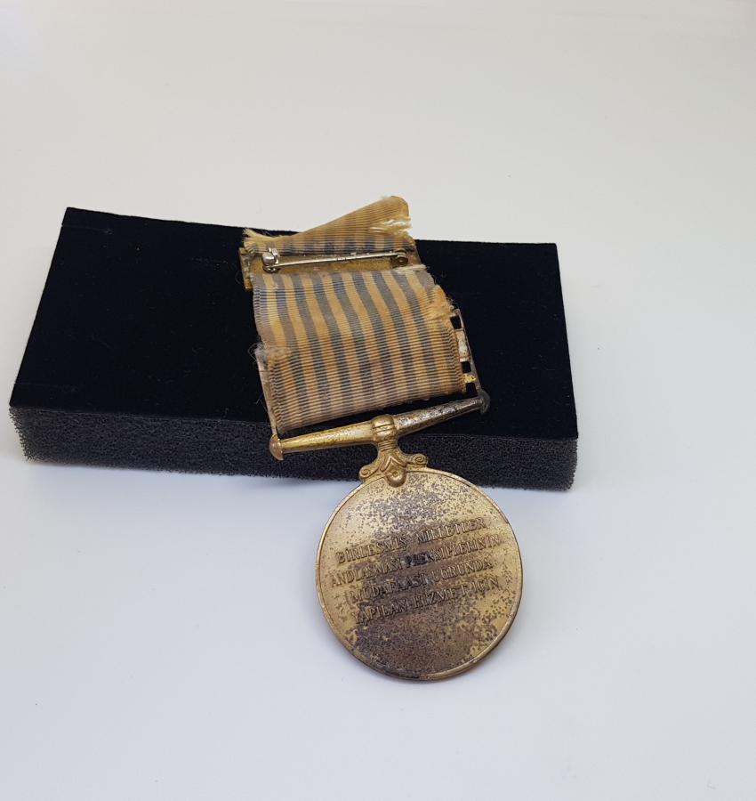 ORJİNAL ASKISIYLA NADİR KORE SAVAŞI MADALYASI