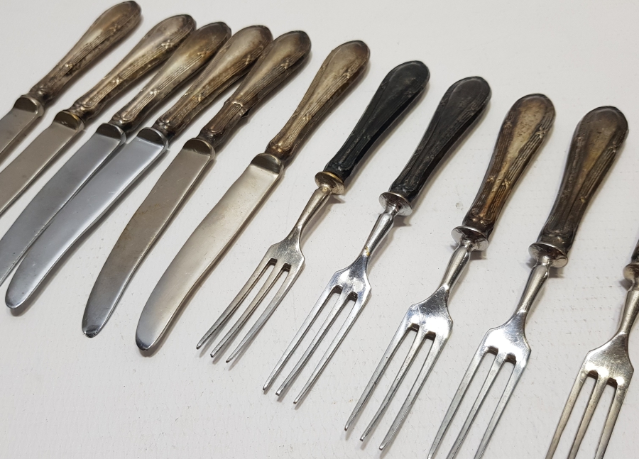 GÜMÜŞ SAPLI ALTILI ÇATAL BIÇAK SETİ