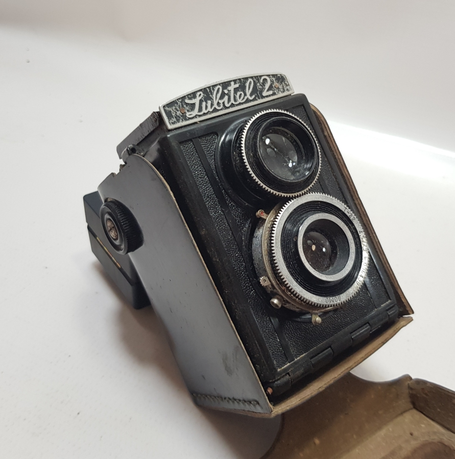 ORİJİNAL DERİ KUTUSUNDA ANTİKA LUBİTEL 2 MARKA FOTOĞRAF MAKİNESİ