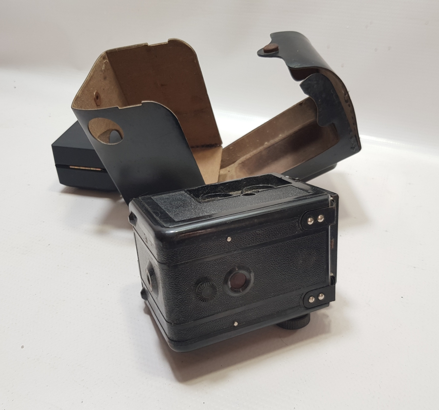 ORİJİNAL DERİ KUTUSUNDA ANTİKA LUBİTEL 2 MARKA FOTOĞRAF MAKİNESİ