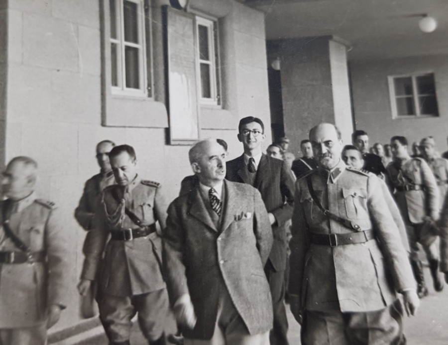 1942 YILI İSMET İNÖNÜ GÖRSELLİ FOTOĞRAF