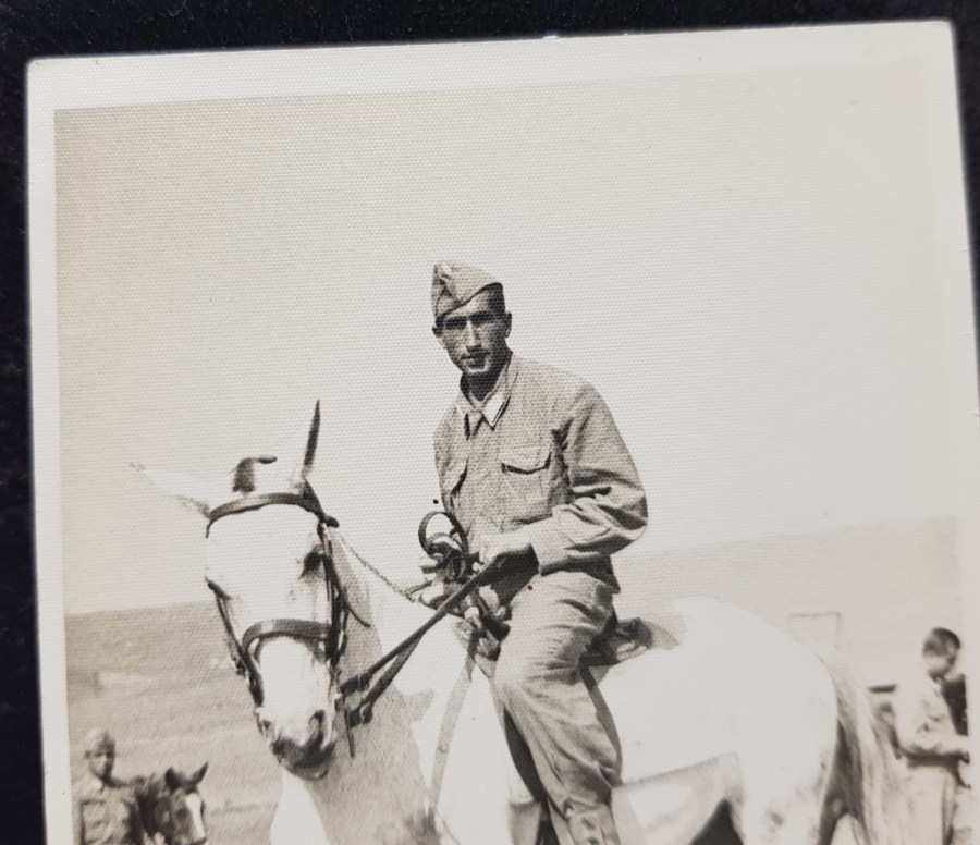 1950 YILI ATLI SÜVARİ FOTOĞRAFI