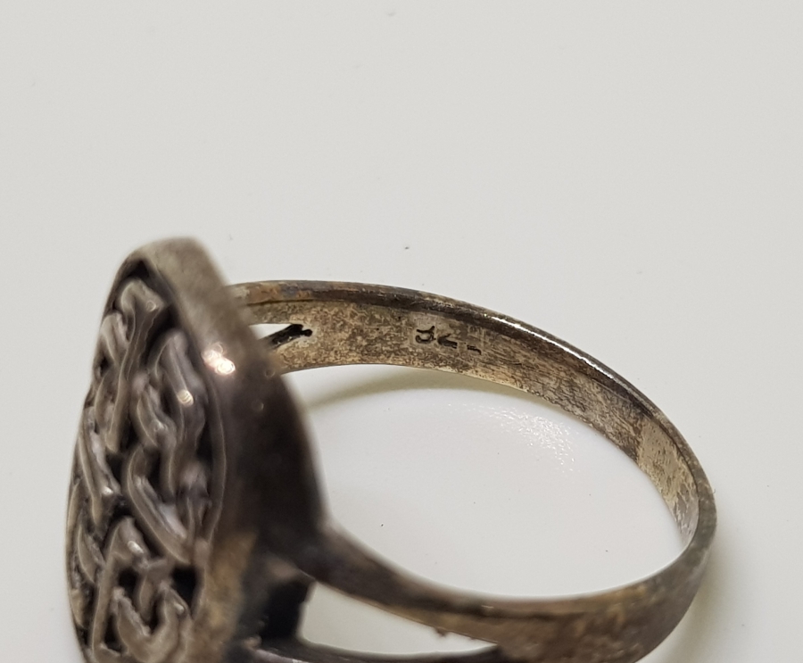 KABARTMA İŞÇİLİKLİ GREK MODELİ GÜMÜŞ YÜZÜK