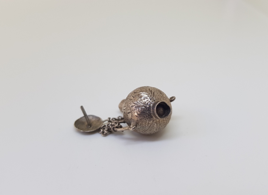 TAMAMI KALEM İŞÇİLİKLİ VE EL YAPIMI OSMANLI DÖNEMİ GÜMÜŞ ZEHİR ŞİŞESİ