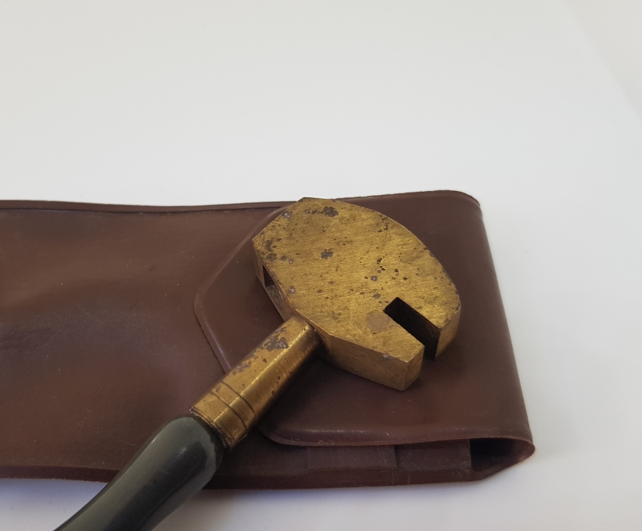 ORİJİNAL KUTUSUNDA ANTİKA ELMAS UÇLU CAM KESKİSİ - CAM KESME ALETİ