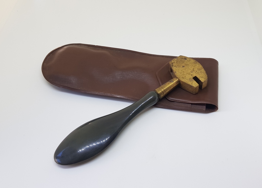 ORİJİNAL KUTUSUNDA ANTİKA ELMAS UÇLU CAM KESKİSİ - CAM KESME ALETİ